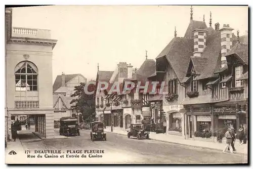 Cartes postales Deauville Rue du casino et entree du casino