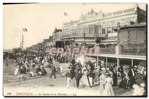 Cartes postales Trouville La Casino et les Planches