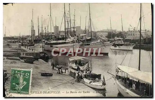 Ansichtskarte AK Trouville Deauville Le Bassin des Yachts Bateaux