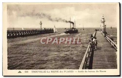 Cartes postales Trouville Reine Des Plages Sortie du Bateau du Havre