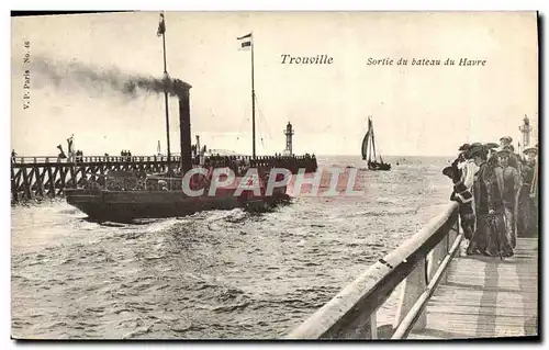 Ansichtskarte AK Trouville Sortie du Bateau du Havre