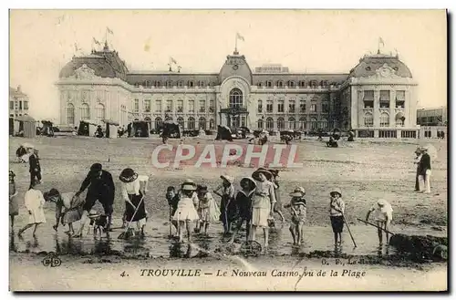 Cartes postales Trouville Le nouveau Casino vu de la plage Enfants