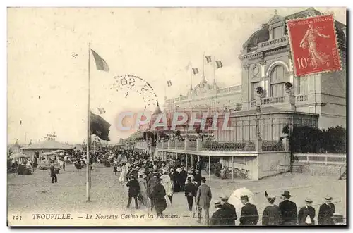 Cartes postales Trouville Le Casino et les Planches