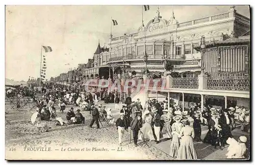 Cartes postales Trouville Le Casino et les Planches