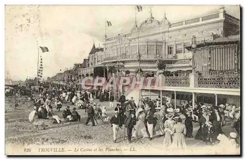 Cartes postales Trouville Le Casino et les Planches