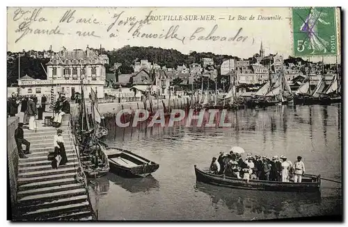 VINTAGE POSTCARD Trouville the vat of Deauville Boats�