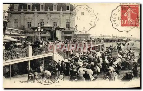 Cartes postales Trouville Le casino