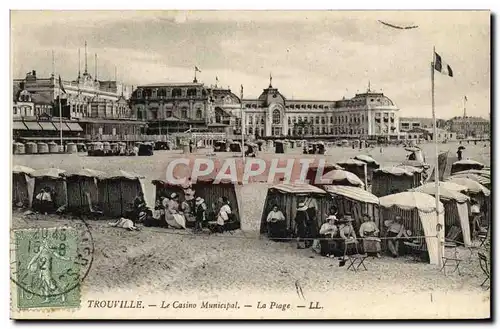 Cartes postales Trouville Le casino municipal la plage