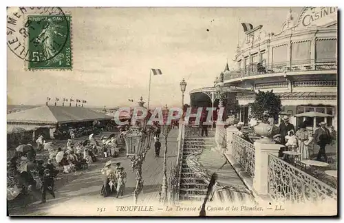 Cartes postales Trouville La terrasse de casino et les planches