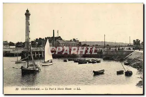 Ansichtskarte AK Ouistreham Le port a maree haute Bateau