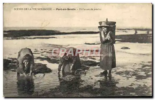 Cartes postales Scenes de la vie normande port en bessin TOP Peche