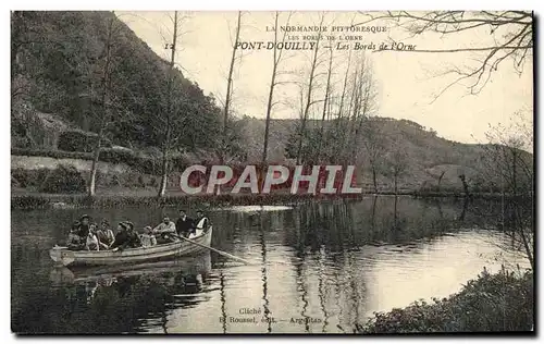 Cartes postales Pont D'Ouilly Les Bords de L'Orne Barque