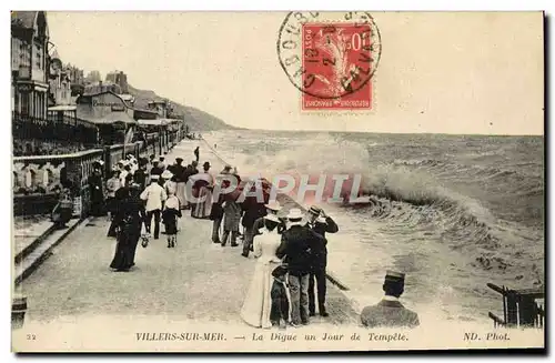 Cartes postales Villers sur Mer La Digue un jour de tempete