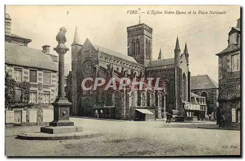 Ansichtskarte AK Vire L&#39Eglise Notre Dame et la Place Nationale