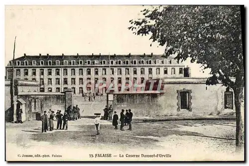 Cartes postales Falaise La Caserne Dumont d'Urville Militaria