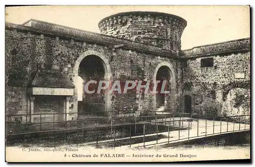 Ansichtskarte AK Falaise Le Chateau Interieur du Grand Donjon