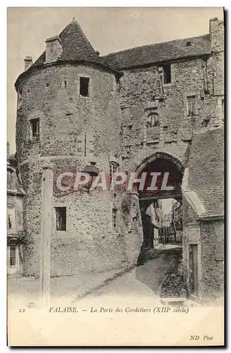 Ansichtskarte AK Falaise La Porte des Cordeliers