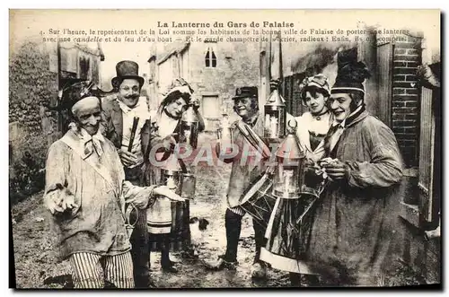 Cartes postales Gars de Falaise et Ieurs Lanternes Folklore Costume