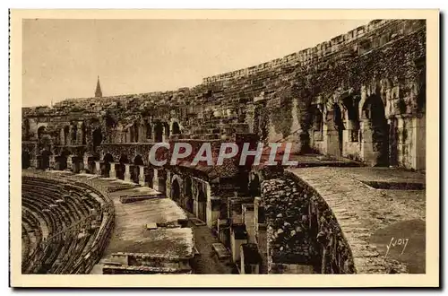 Cartes postales Nimes L'interieur des arenes Galeries et gradins