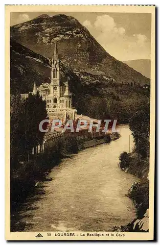 Cartes postales Lourdes La Basilique et le Gave