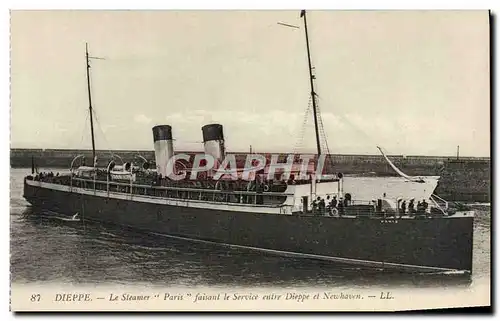 Ansichtskarte AK Dieppe Le Steamer Paris faisant le Service entre Dieppe et Newhaven Bateau