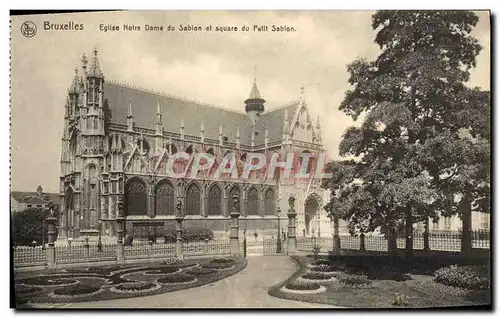Cartes postales Bruxelles Eglise Notre Dame du Sablon et Square du Petit Sablon
