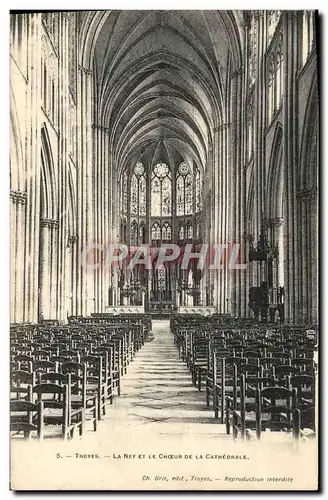 Ansichtskarte AK Troyes La Nef et le Choeur de la Cathedrale