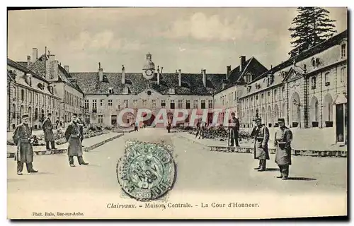 Ansichtskarte AK Clairvaux Maison Centrale La Cour d&#39Honneur Militaria