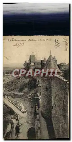 Cartes postales Cite de Carcassonne Montee de la porte d&#39aude