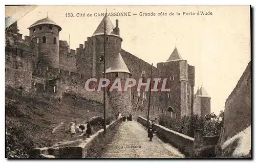 Cartes postales Cite De Carcassonne Grande cote de la porte d&#39aude