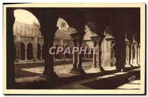 Cartes postales Arles Sur Rhone Cour Du Cloitre St Trophime Et Clocher de l&#39homme de bronze