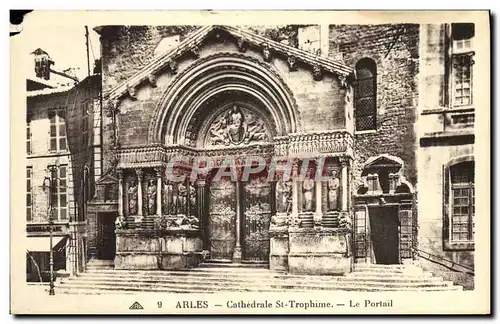 Ansichtskarte AK Arles Cathedrale St Trophime Le Portail