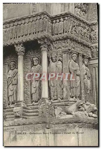 Cartes postales Arles Cathedrale Saint Trophime Detail du Portail