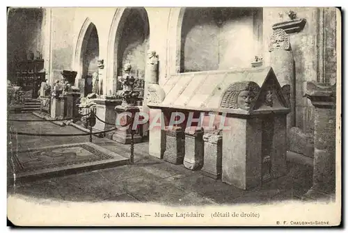Cartes postales Arles Musee Lapidaire detail de droite
