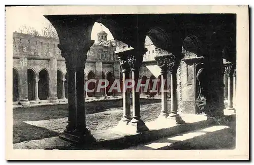 Ansichtskarte AK Arles Cour du Cloitre de L&#39Eglise St Trophime