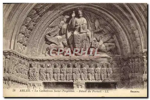 Cartes postales Arles La Cathedrale Saint Trophime Detail du Portail