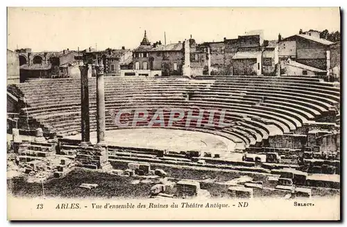 Cartes postales Arles Vue d&#39ensemble des ruines du theatre antique