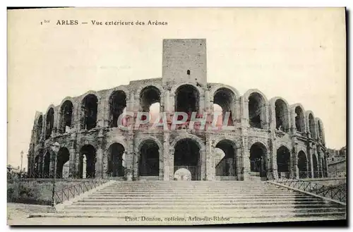 Ansichtskarte AK Arles Vue exterieure des Arenes