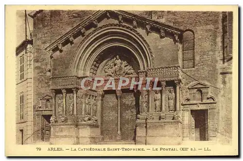 Ansichtskarte AK Arles La Cathedrale Saint Trophime Le portail