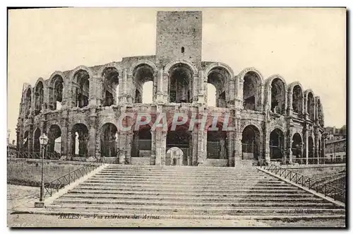 Ansichtskarte AK Arles Vue exterieure des Arenes