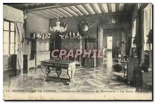 Cartes postales Notre Dame de Liesse Interieur du Chateau de Marchais La salle d&#39armes