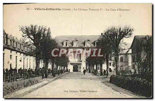 Ansichtskarte AK Villers Cotterets Le Chateau Francois 1er La Cour d&#39Honneur