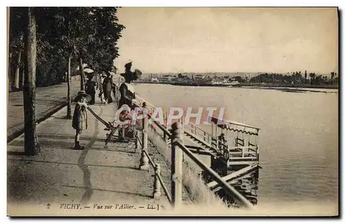 Cartes postales Vichy Vue sur l&#39Allier