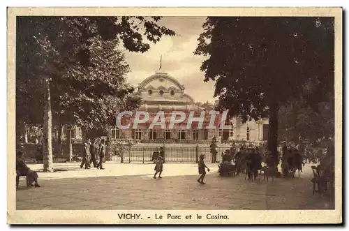 Cartes postales Vichy Le Parc et le Casino