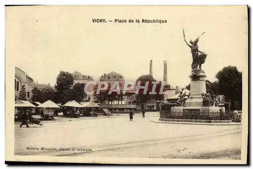 Cartes postales Vichy Place de la republique