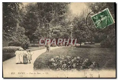 Cartes postales Vichy vue du parc