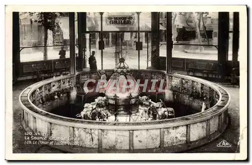 Cartes postales Vichy La Source Grande Grille