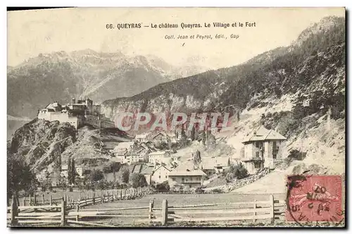 Ansichtskarte AK Queyras Le Chateau Queyras Le Village et le fort