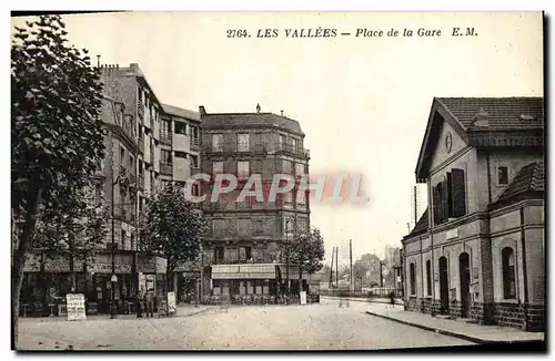 Ansichtskarte AK Les Vallees Place de la Gare