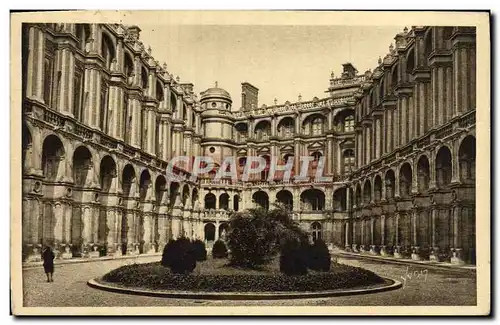 Cartes postales St Germain en Laye Chateau La cour d&#39honneur